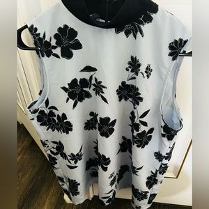 Lands End Chase Bank Top